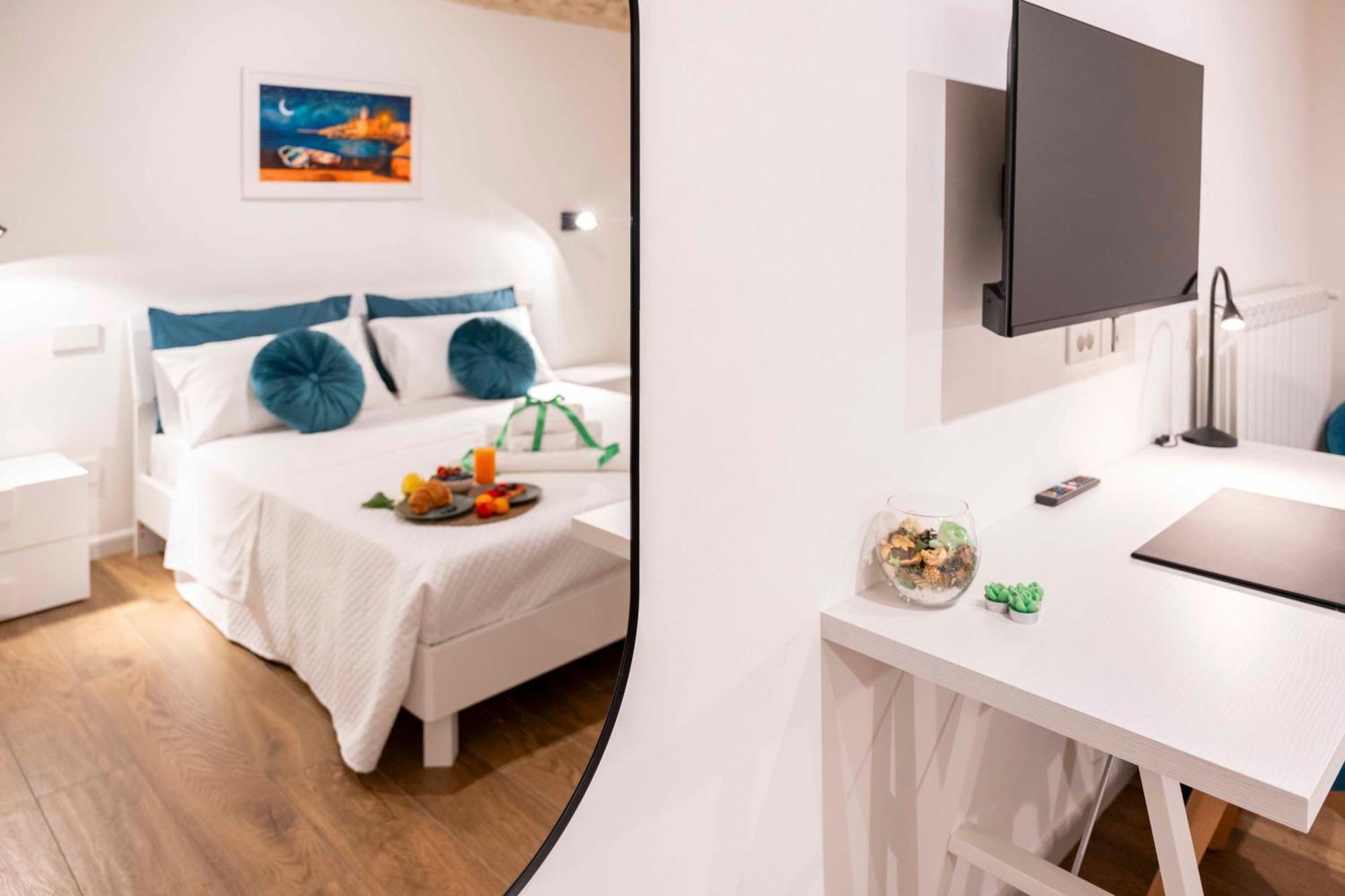 Castel Manfredi Apartments Manfredonia Ngoại thất bức ảnh