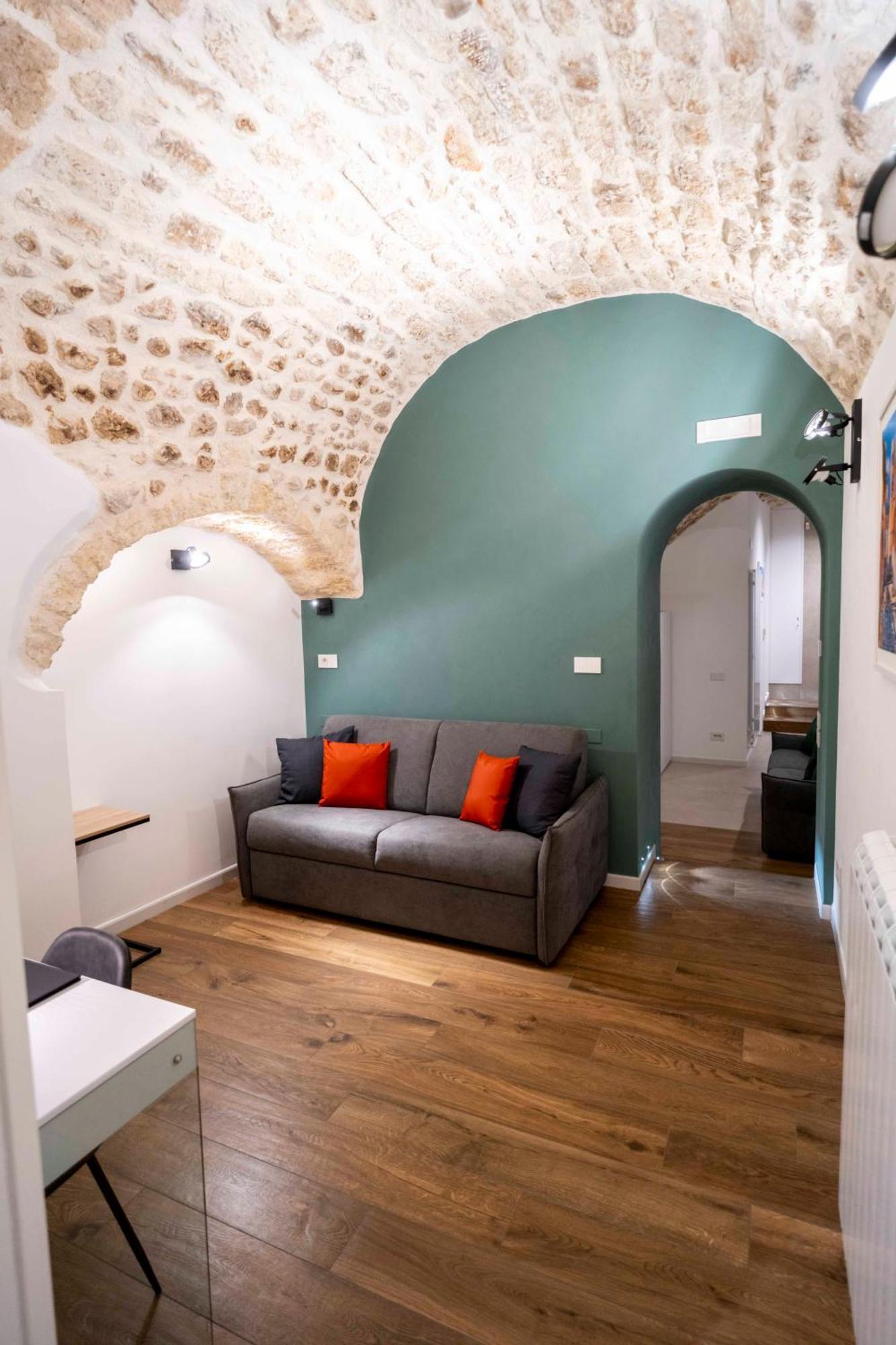 Castel Manfredi Apartments Manfredonia Ngoại thất bức ảnh