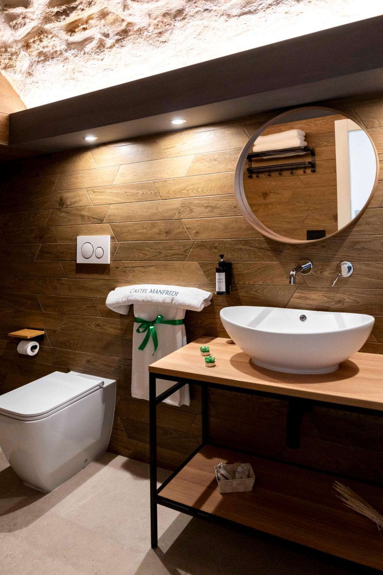 Castel Manfredi Apartments Manfredonia Ngoại thất bức ảnh